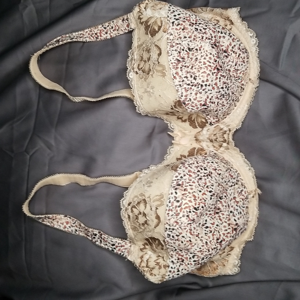 Fantasie lacy underwire bra
